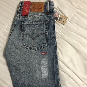 Levi jeans